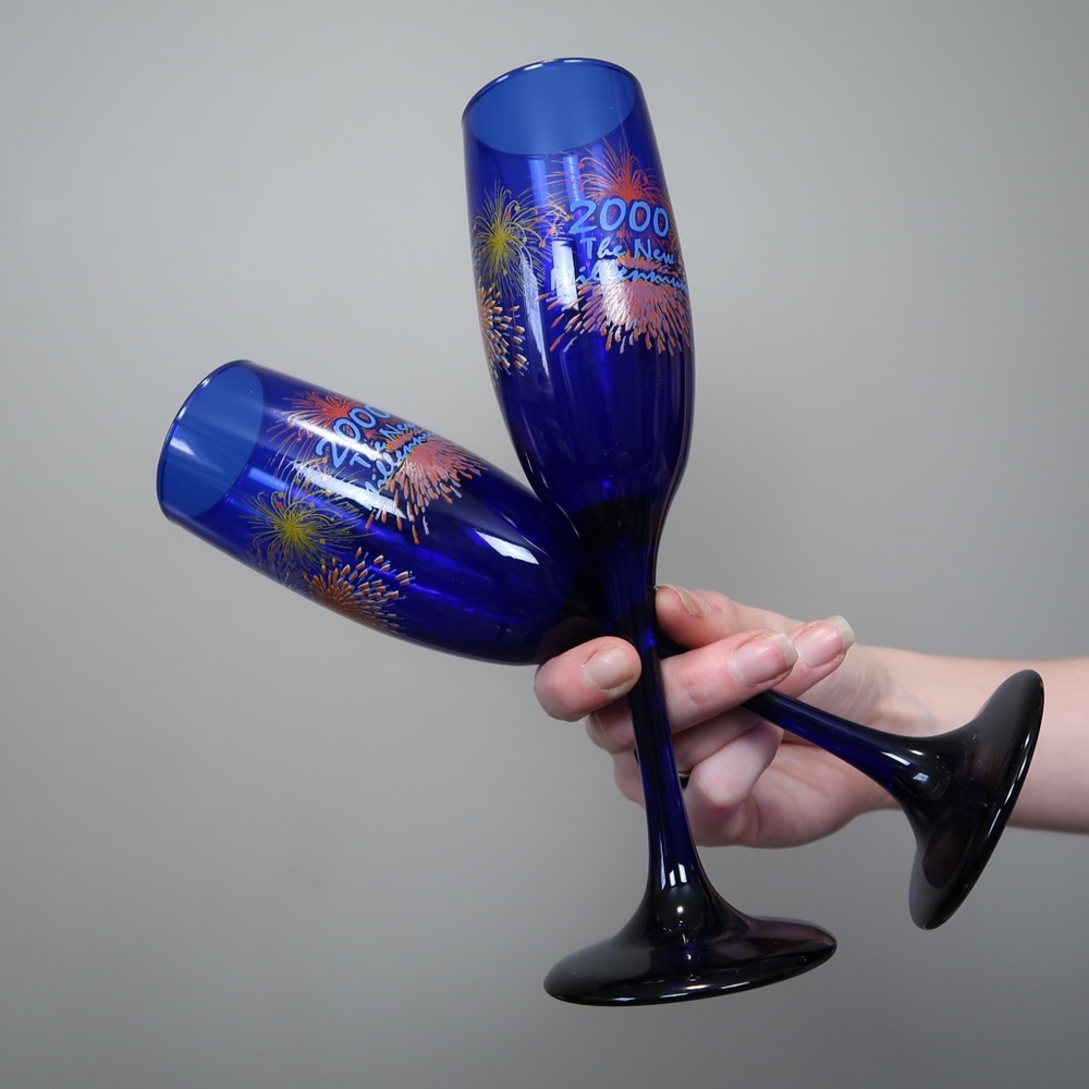 Y2k vintage cobalt blue champagne flutes
